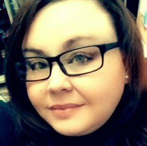 Meet your Posher, Christie